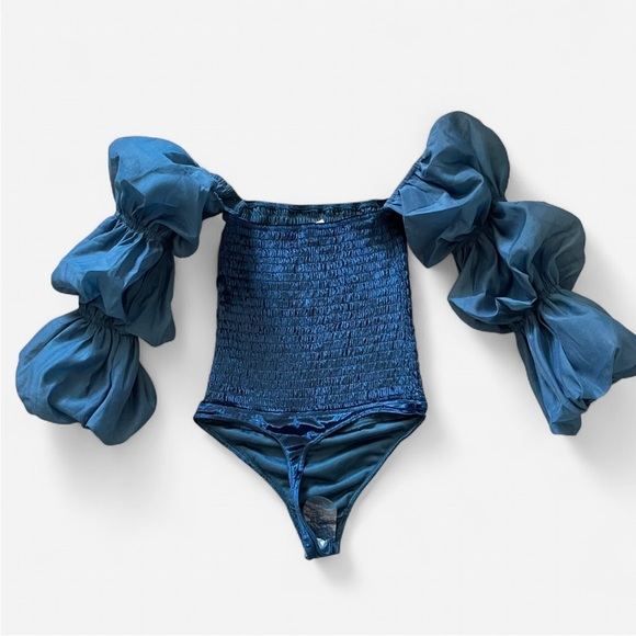 Free People Girls Just Wanna Velvet Off Shoulder Bodysuit in Overboard Medium - Picture 4 of 4